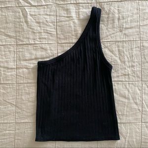 Ribbed Asymmetric Black Crop Top